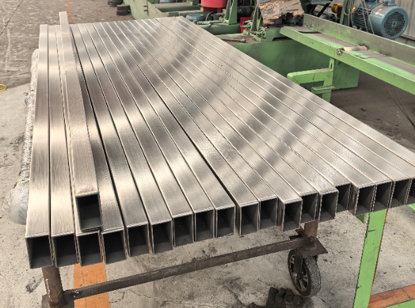 曲靖建筑工程行业用不锈钢无缝钢管